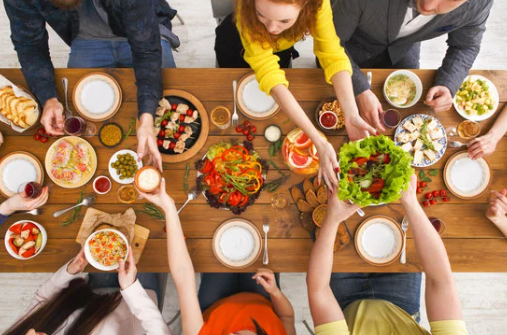Tips for Eating Healthier at Parties