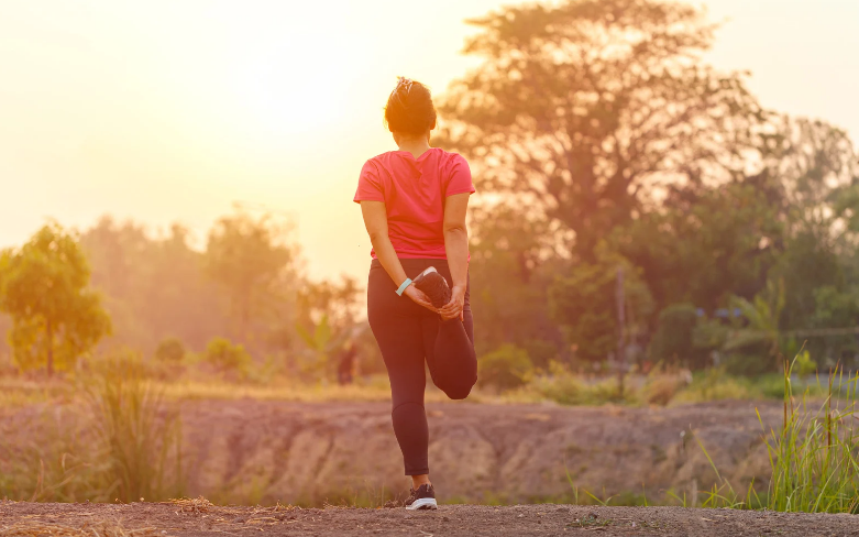 6 Stretches for Runners After Crossing the Finish Line
