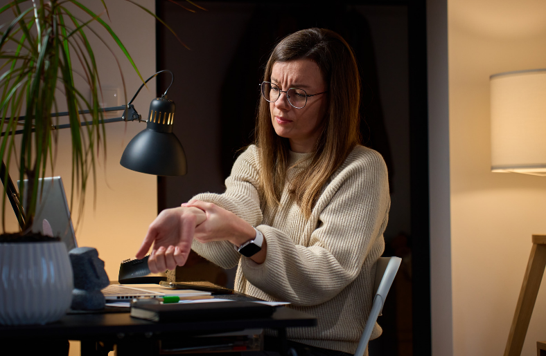 Strengthen Weak Wrists and Ankles in 7 Moves